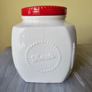Stoneware Canister "Treats" Cookie Jar